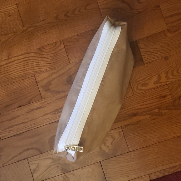 𝅺buco bag. Toiletry or storage any items. - Picture 1 of 6